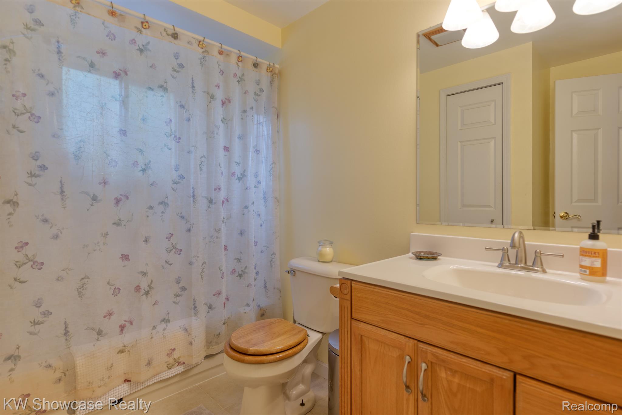 2605 Potter Road Wixom, MI 48393 - Photo 20 of 29 Gallery Image 20