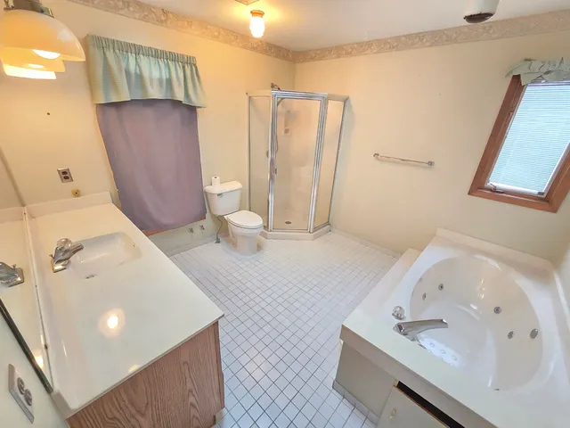 $337,000 | 37095 Highview Street, New Baltimore, MI 48047