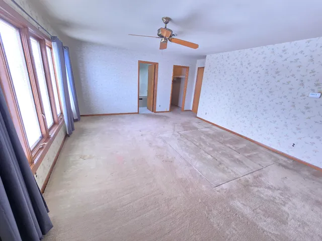 $337,000 | 37095 Highview Street, New Baltimore, MI 48047