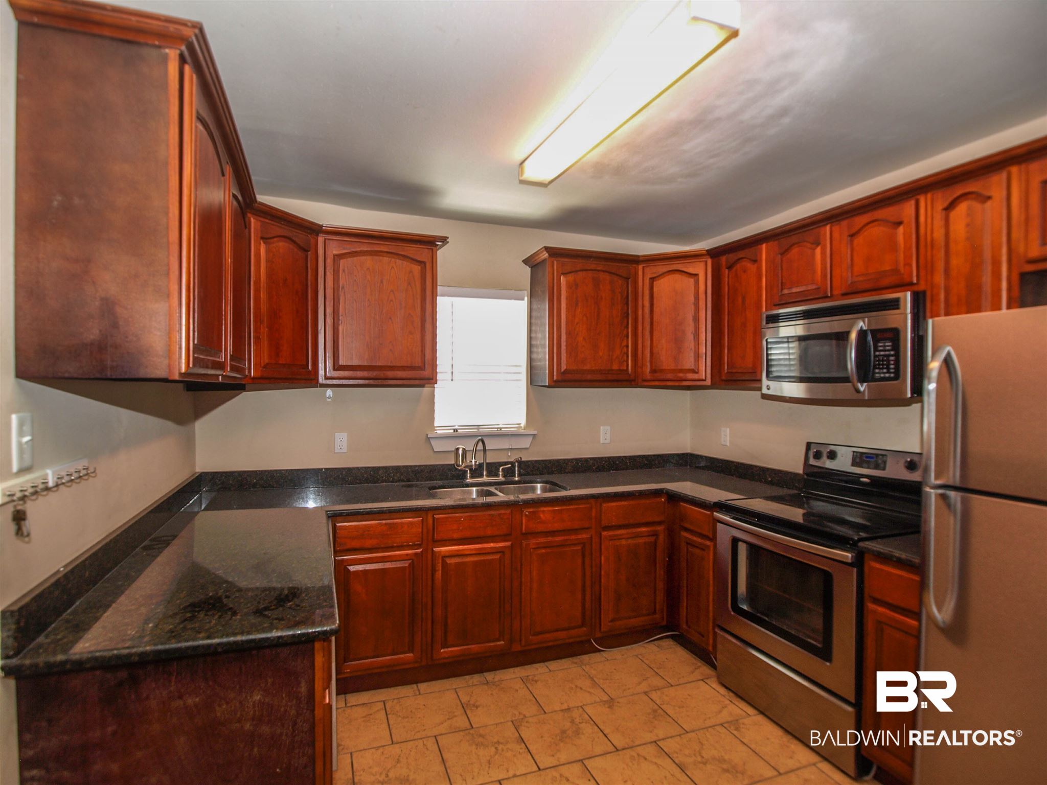 18 Kirby Street Mobile, AL 36607 - Photo 5 of 16