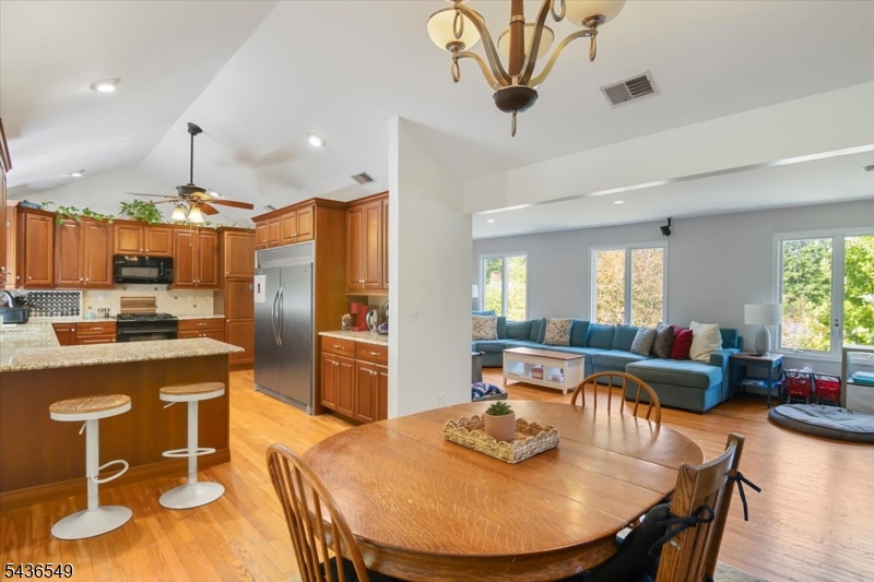 80 Bald Eagle Road Hackettstown, NJ 07840 - Photo 7 of 40