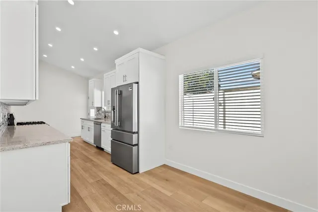 $3,000 | 1058 East Orange Grove Avenue, Burbank, CA 91501