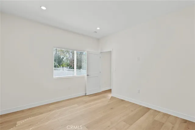 $3,000 | 1058 East Orange Grove Avenue, Burbank, CA 91501