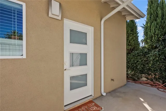 $3,000 | 1058 East Orange Grove Avenue, Burbank, CA 91501