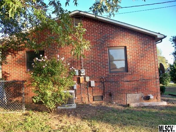 1324 Houston Mill Road Conover, NC 28613 - Photo 4 of 10 Gallery Image 4