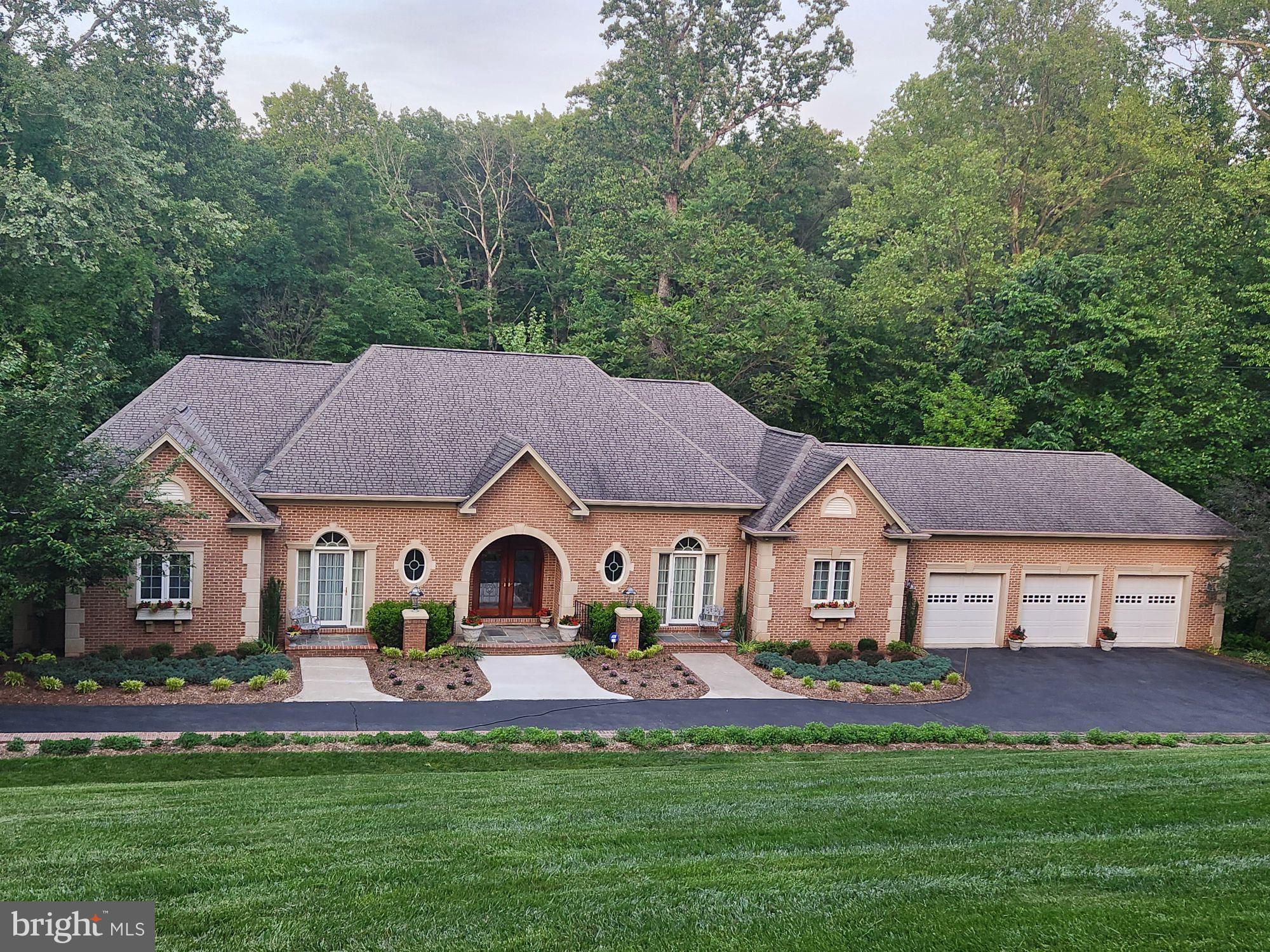 22030 Watson Road Leesburg, VA 20175 - Photo 1 of 5