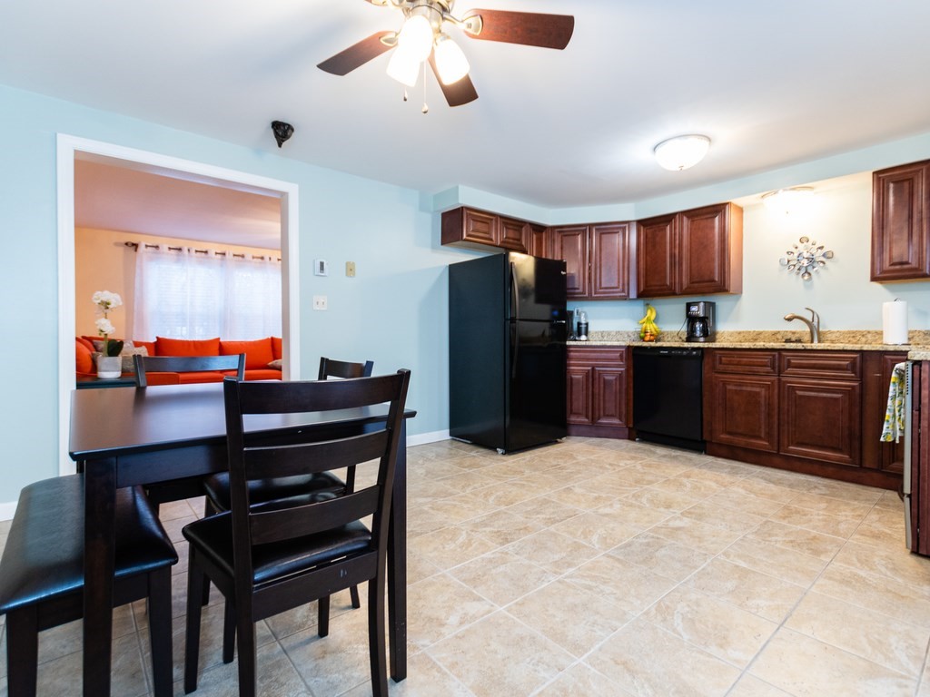 74 Rockrimmon Road Worcester, MA 01602 - Photo 12 of 38 Gallery Image 12