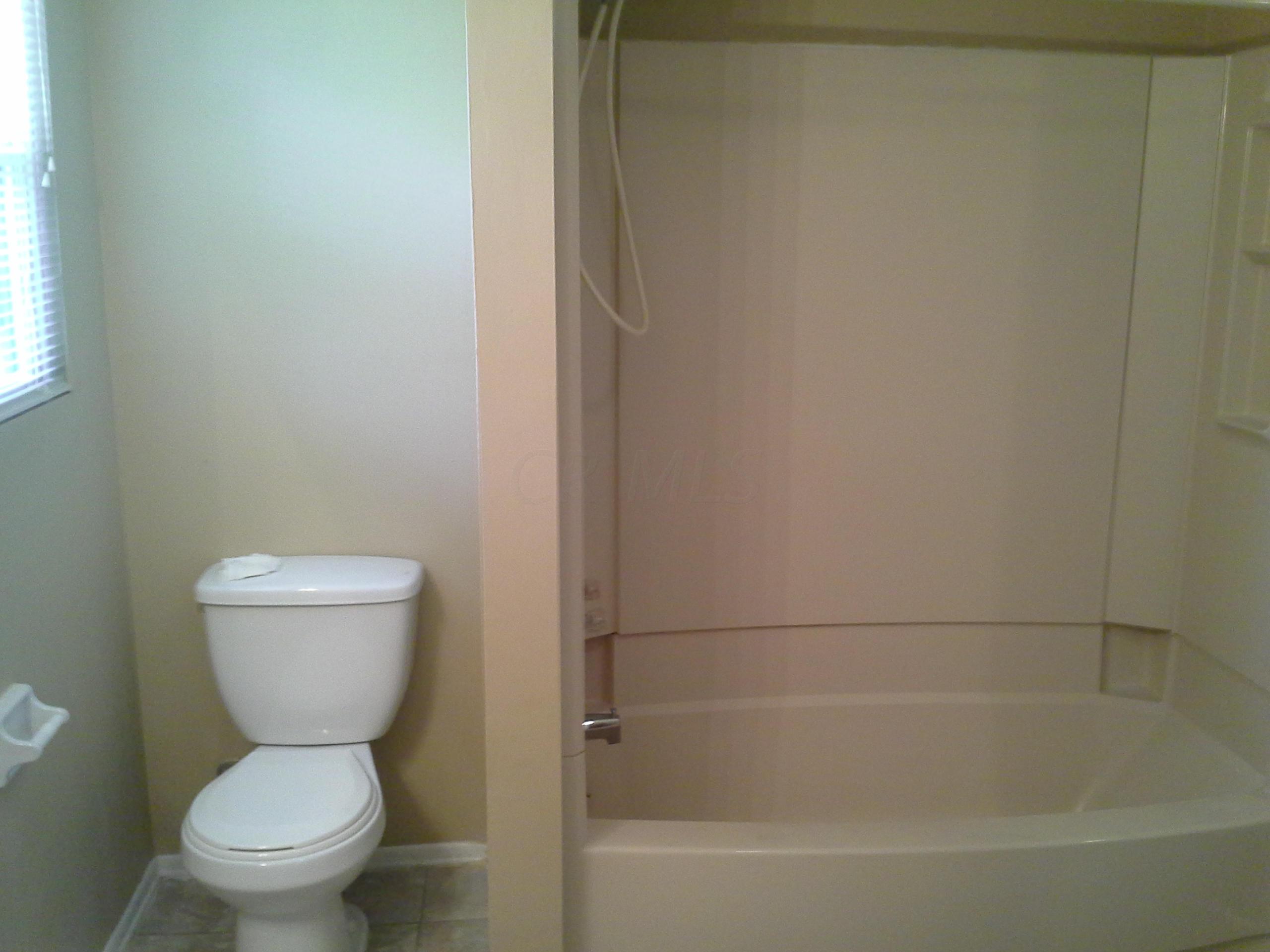 2209 Balmoral Road Columbus, OH 43229 - Photo 11 of 21 Gallery Image 11