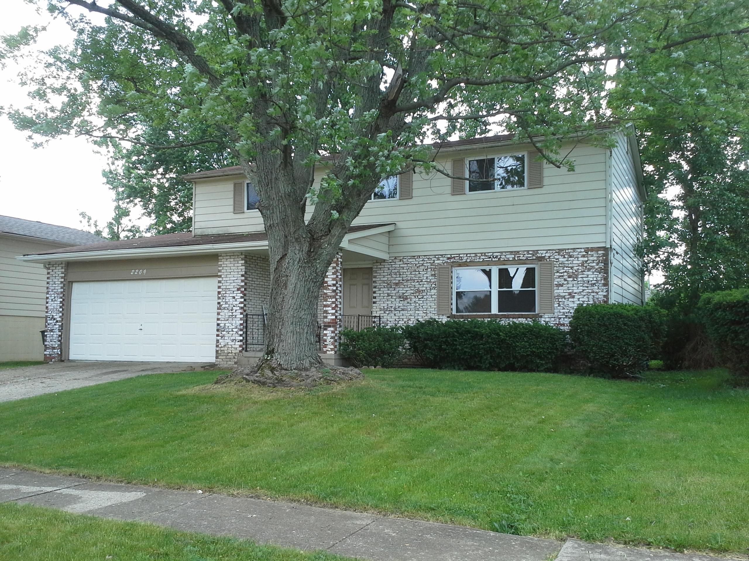 2209 Balmoral Road Columbus, OH 43229 - Photo 2 of 21 Gallery Image 2