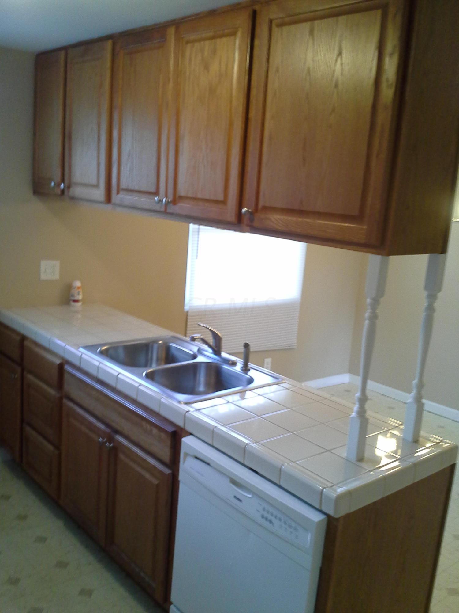 2209 Balmoral Road Columbus, OH 43229 - Photo 5 of 21 Gallery Image 5