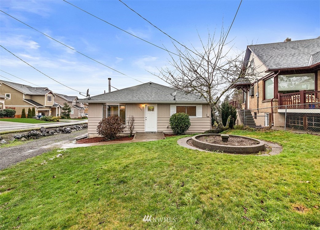 1923 Talbot Road South Renton, WA 98055 - Photo 27 of 28