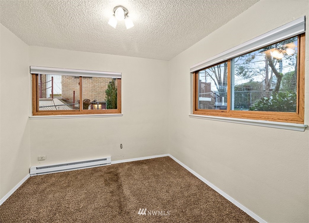 1923 Talbot Road South Renton, WA 98055 - Photo 9 of 28
