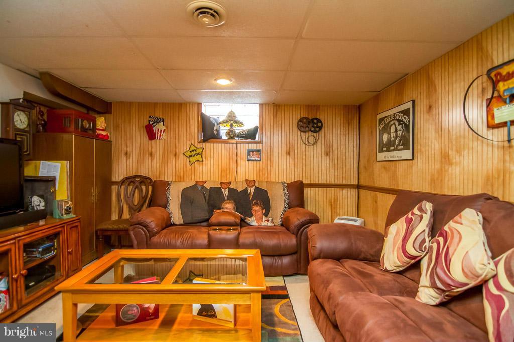 1924 Ormand Road Baltimore, MD 21222 - Photo 6 of 23 Basement