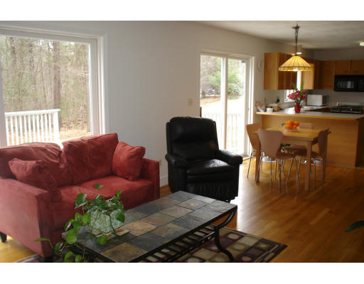 29 Webb Street Middleton, MA 01949 - Photo 7 of 12 Gallery Image 7