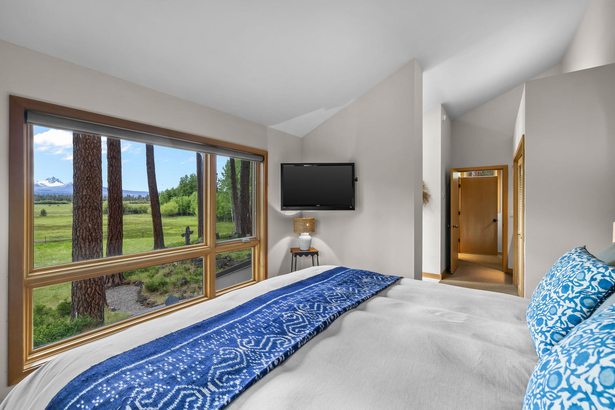13729 Mentha, Unit EM 32 Black Butte Ranch, OR 97759 - Photo 46 of 76