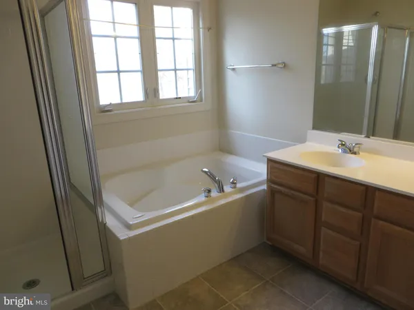 $3,395 | 9044 Tanyard Lane, Lorton, VA 22079