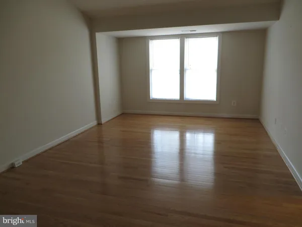 $3,395 | 9044 Tanyard Lane, Lorton, VA 22079