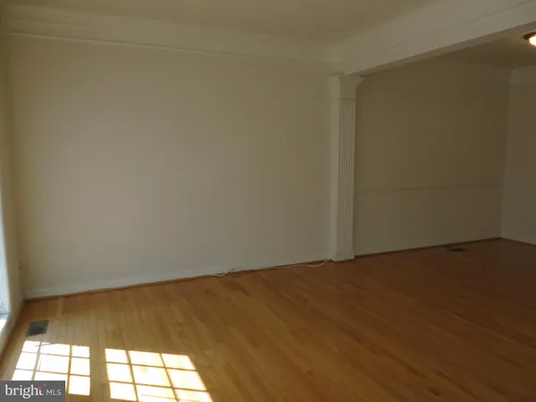 $3,395 | 9044 Tanyard Lane, Lorton, VA 22079