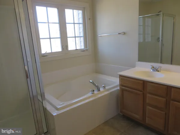 $3,395 | 9044 Tanyard Lane, Lorton, VA 22079