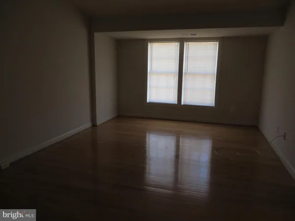 $3,395 | 9044 Tanyard Lane, Lorton, VA 22079