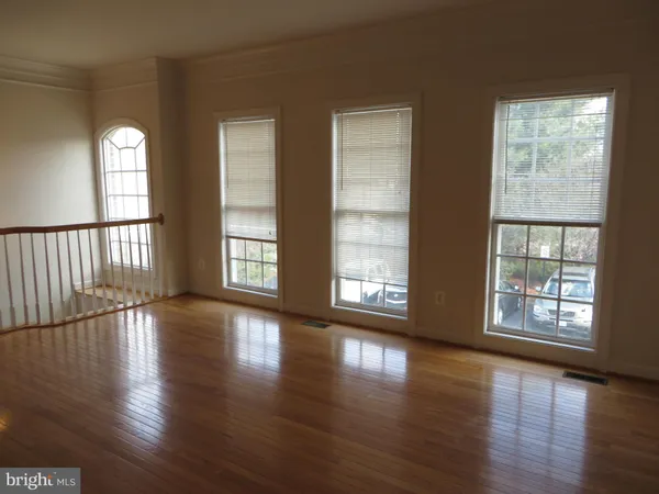 $3,395 | 9044 Tanyard Lane, Lorton, VA 22079