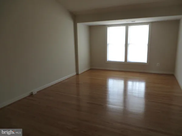 $3,395 | 9044 Tanyard Lane, Lorton, VA 22079