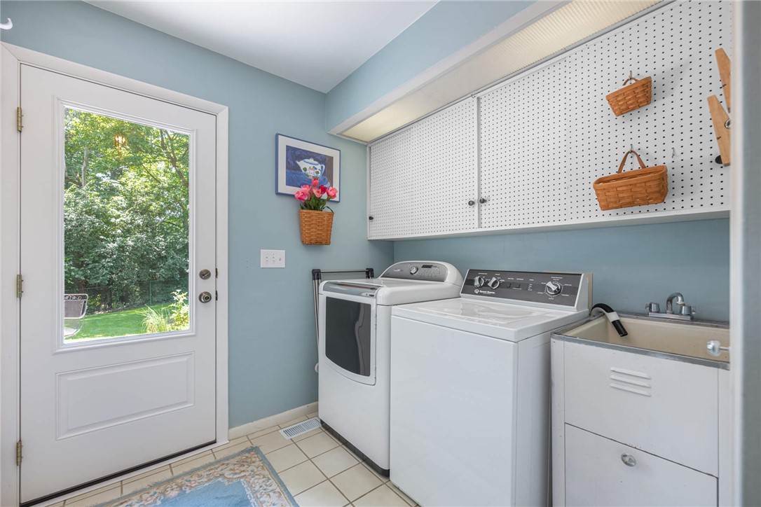 650 Winding Way Kettering, OH 45419 - Photo 18 of 45