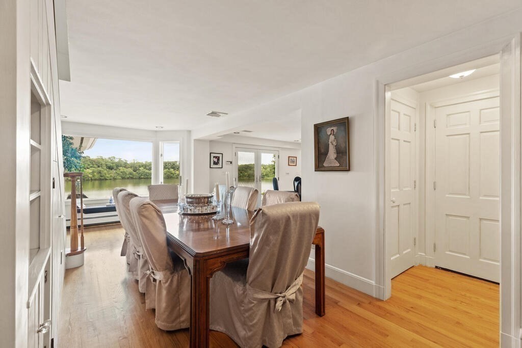 47 Beverly Road Arlington, MA 02474 - Photo 11 of 42