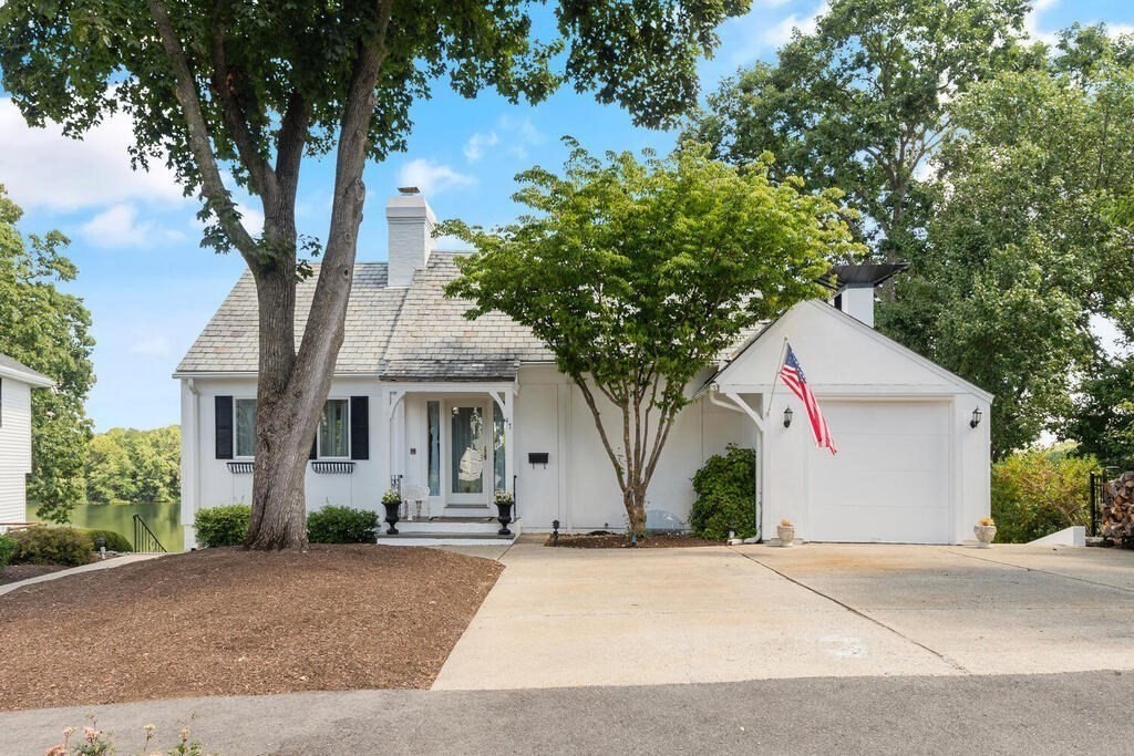 47 Beverly Road Arlington, MA 02474 - Photo 2 of 42