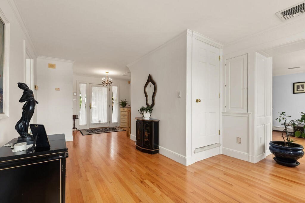 47 Beverly Road Arlington, MA 02474 - Photo 21 of 42