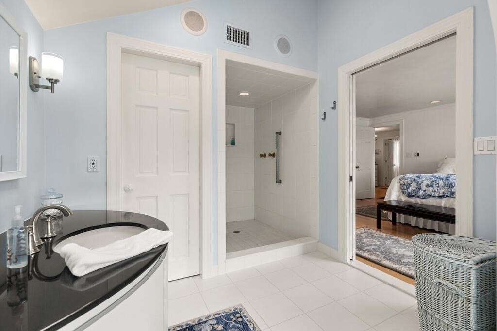 47 Beverly Road Arlington, MA 02474 - Photo 32 of 42