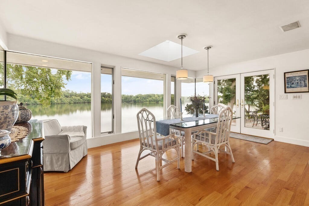 47 Beverly Road Arlington, MA 02474 - Photo 5 of 42