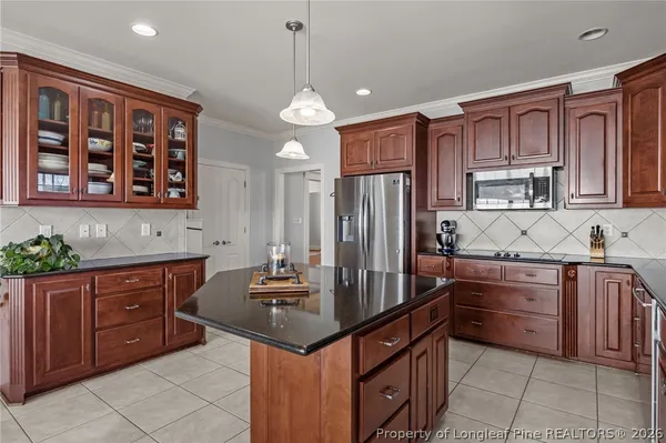 $500,000 | 2916 Eaglecrest Lane, Fayetteville, NC 28306