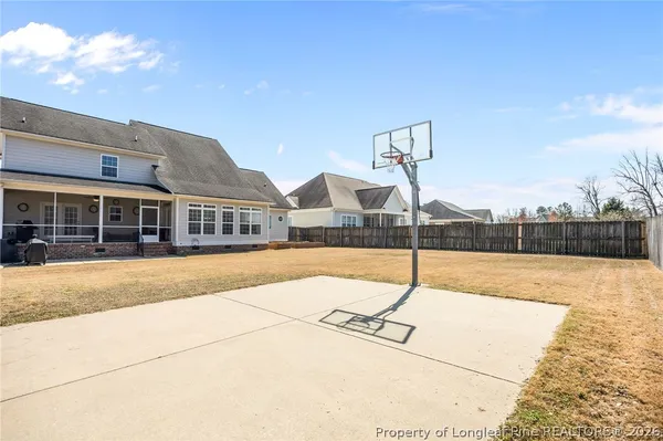 $500,000 | 2916 Eaglecrest Lane, Fayetteville, NC 28306