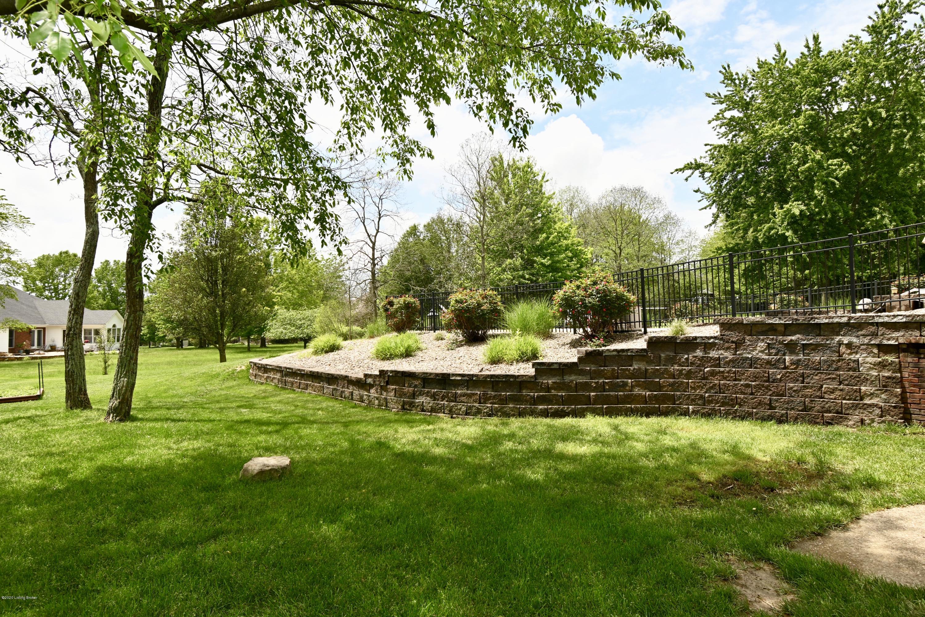 7510 Turner Ridge Road Crestwood, KY 40014 - Photo 19 of 51 DSC_2851