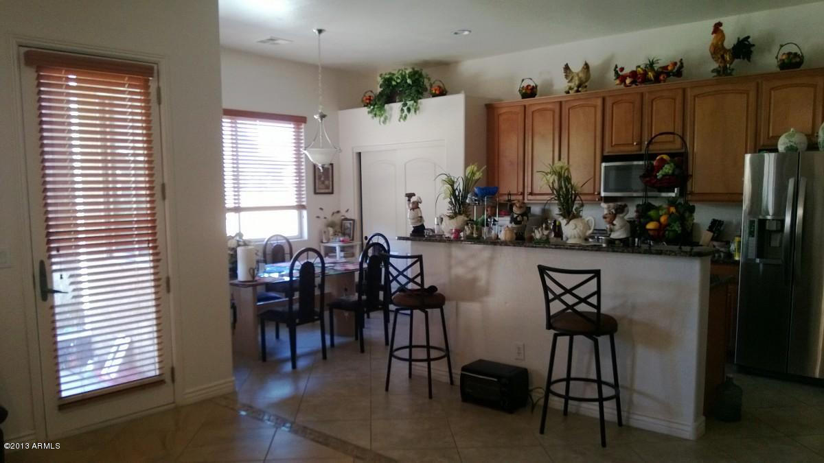 4930 West Apollo Road Laveen, AZ 85339 - Photo 15 of 23 Kitchen