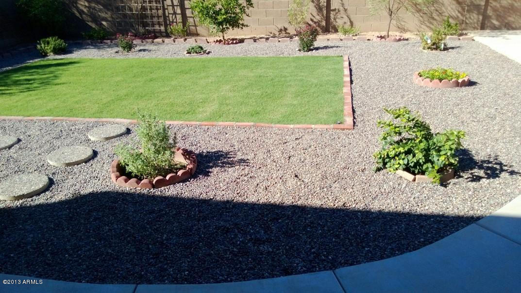4930 West Apollo Road Laveen, AZ 85339 - Photo 7 of 23 Backyard landscaping