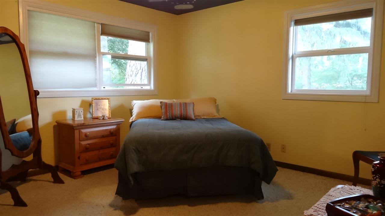 319 West Graves Road Spokane, WA 99218 - Photo 12 of 20