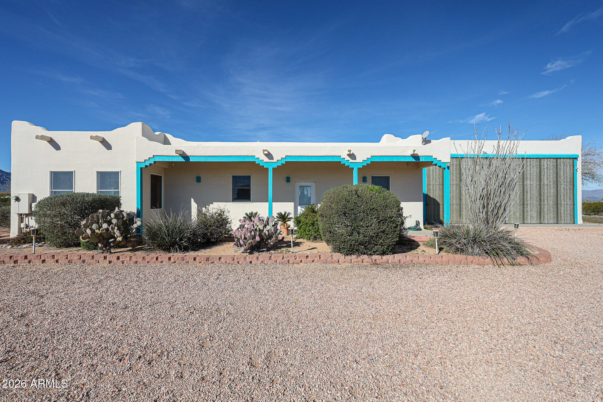 51340 West Iver Road Aguila, AZ 85320 - Photo 2 of 71 a (10)