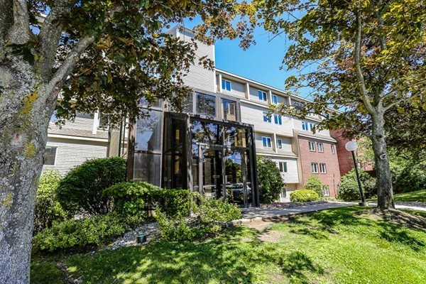 4 Duck Pond Road, Unit 228 Beverly, MA 01915 - Photo 11 of 11 Gallery Image 11