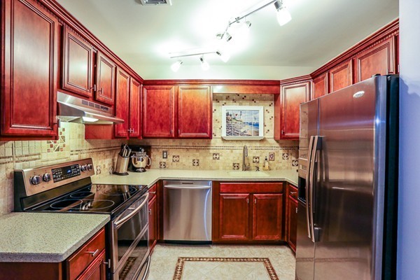 4 Duck Pond Road, Unit 228 Beverly, MA 01915 - Photo 2 of 11 Gallery Image 2