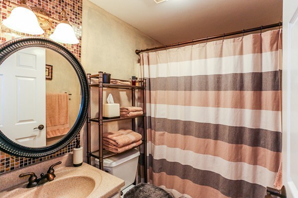 4 Duck Pond Road, Unit 228 Beverly, MA 01915 - Photo 10 of 11 Gallery Image 10