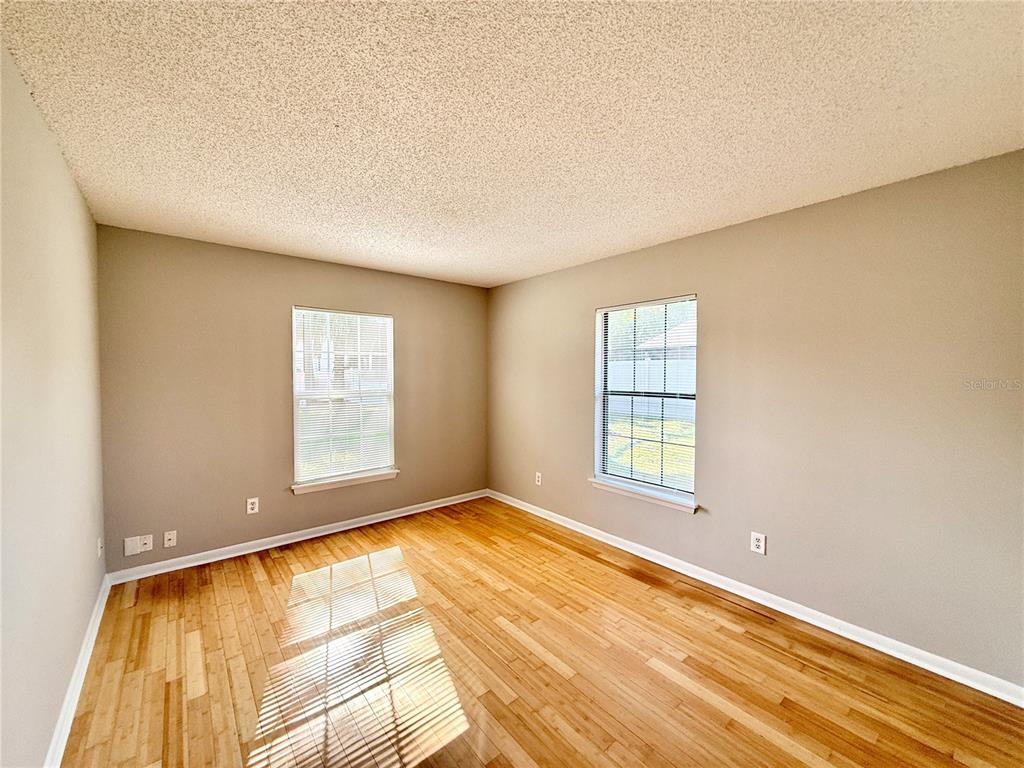 758 Warrenton Road Winter Park, FL 32792 - Photo 25 of 52 a view of an empty room with a window