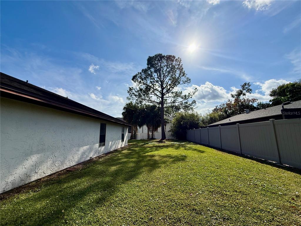 758 Warrenton Road Winter Park, FL 32792 - Photo 48 of 52 a view of a backyard