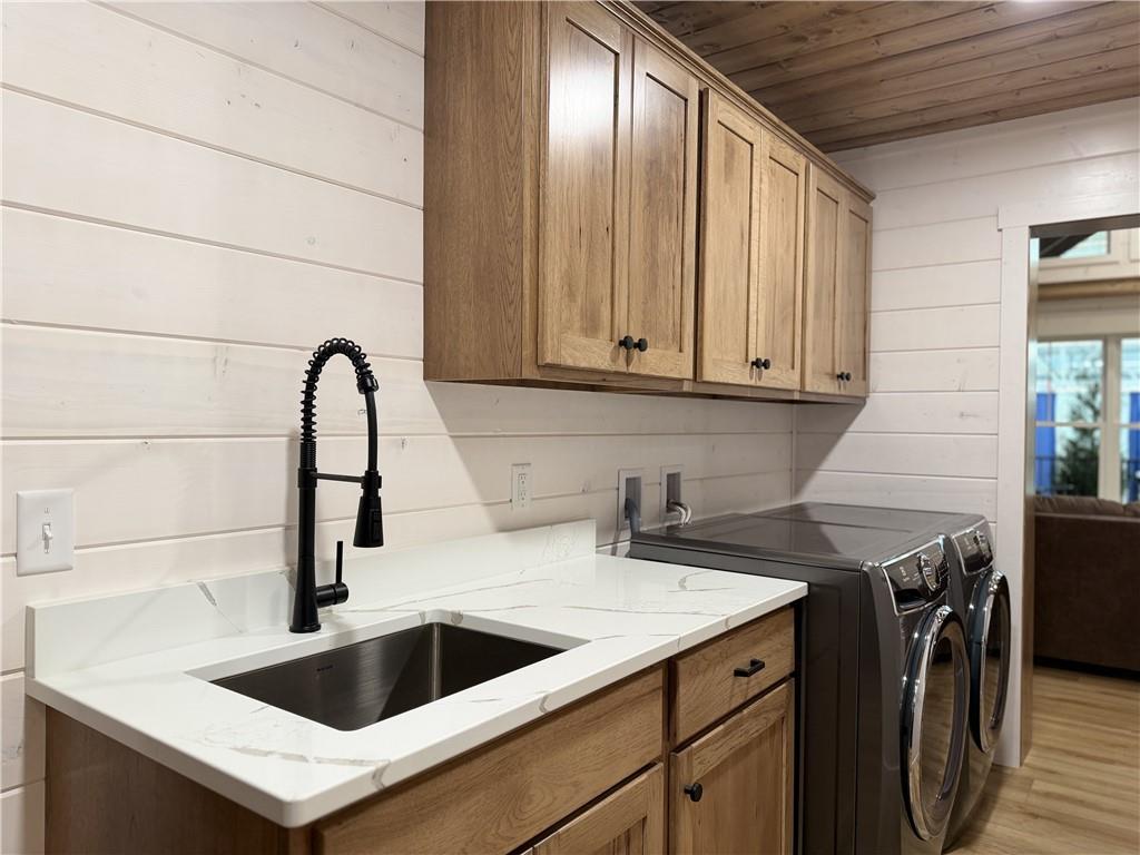 205 Ekastown Road Sarver, PA 16055 - Photo 28 of 50 Laundry / Mud Room