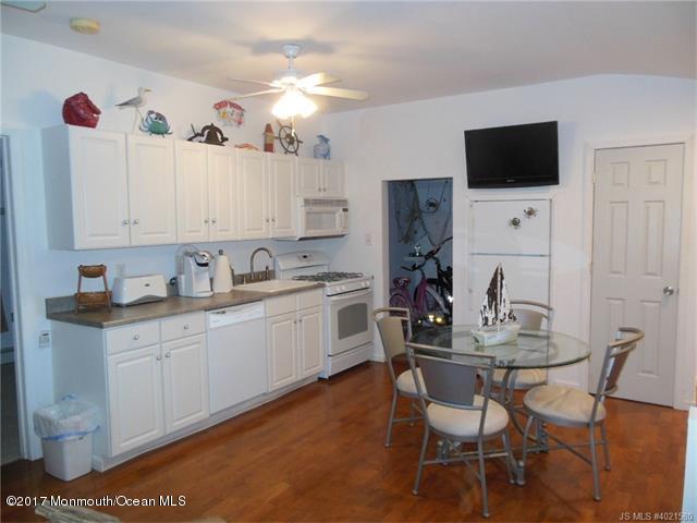 67 Tarpon Road Tuckerton, NJ 08087 - Photo 6 of 12 GetMedia (6)
