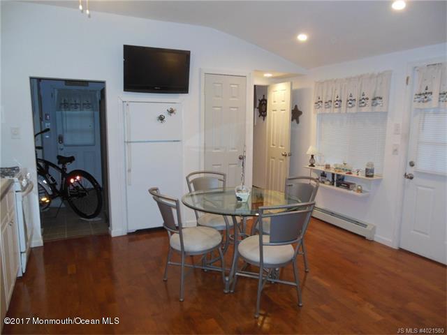 67 Tarpon Road Tuckerton, NJ 08087 - Photo 7 of 12 GetMedia (7)