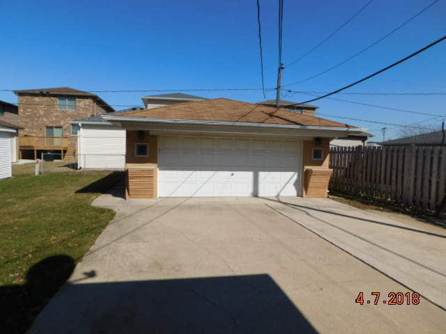 4845 Ridgewood Avenue Norridge, IL 60706 - Photo 4 of 29 Gallery Image 4