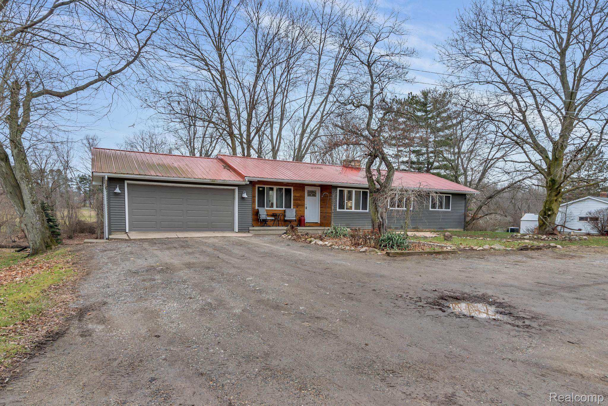 10716 Lehring Road Byron, MI 48418 - Photo 2 of 36 Gallery Image 2