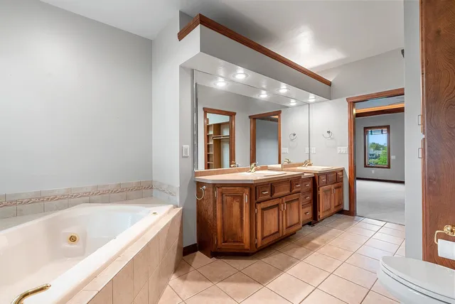 $749,900 | 3399 Sonata Drive, Green Bay, WI 54311